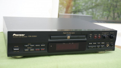 CD audio recorder Pioneer PDR-555RW foto