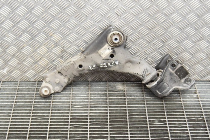 Braț inferior st&acirc;nga față JAGUAR E-PACE X540 2020 OEM: J9C3-3A053-AE 11811483