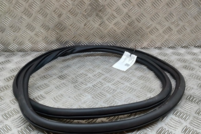 Garnitura ușă dreapta spate AUDI A3 Limousine 8YS 2020 OEM: 8Y5833721 | 25093457