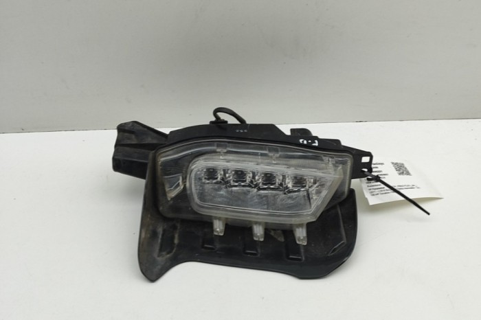 Proieitor suplimentar dreapta față TOYOTA PRIUS PLUS _W4_ 2019 OEM: 81430-47050 | 31056221