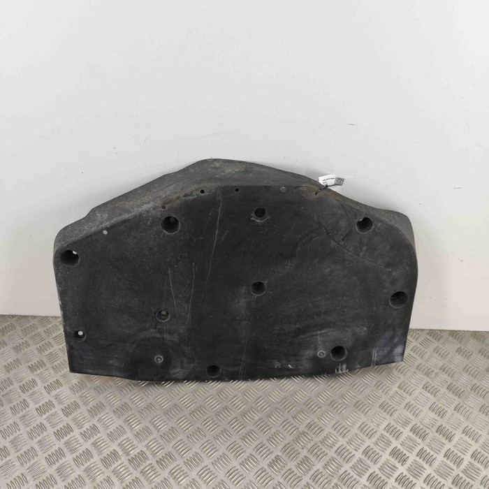 Scut motor central spate MASERATI GHIBLI M157 2019 OEM: 670034348