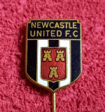 Insigna (model vechi) fotbal - NEWCASTLE UNITED FC (Anglia)