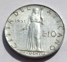 962. Moneda Vatican 10 lire 1951 (AN) (Al 260-lea Papa Pius al XII-lea)