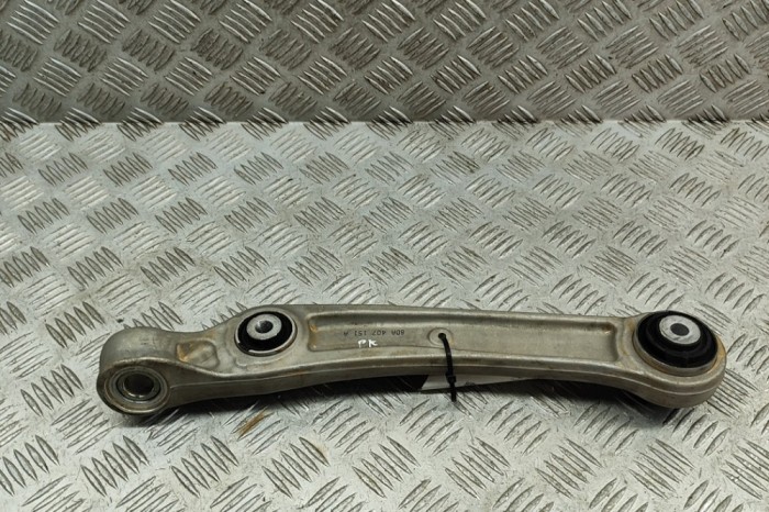 Braț inferior st&acirc;nga față AUDI Q5 FY 2024 OEM: 80A407151A,80A407155 | 31847861