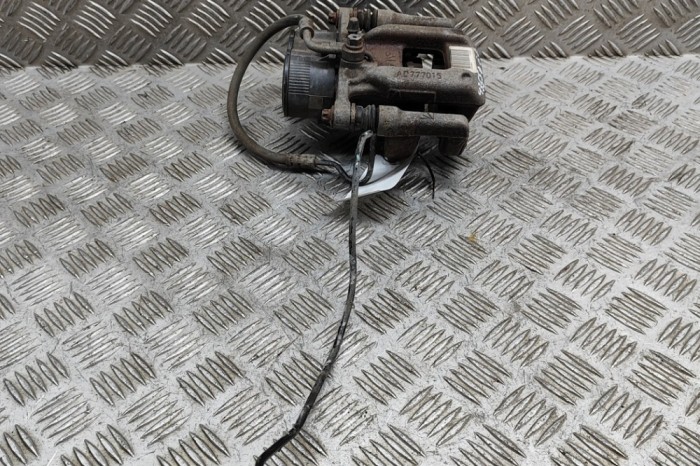 Etrier de fr&acirc;nă dreapta spate CITRO&Euml;N C5 AIRCROSS 2020 OEM: Sedan | 23796956