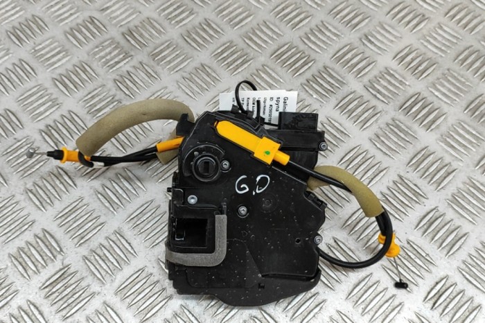 &Icirc;ncuietoare ușă dreapta spate JEEP Avenger J2 2024 OEM: 9846871080 29050199