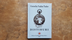 DISTIHURI - CORNELIU VADIM TUDOR (Autograf) foto