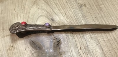 COLOB Cutit taiat scrisor foto