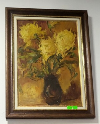 Natura cu crizanteme galbene - pictura P. Bulgăraș foto