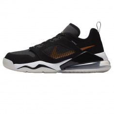 Shoes Nike Jordan Mars 270 Low Black/Gold foto
