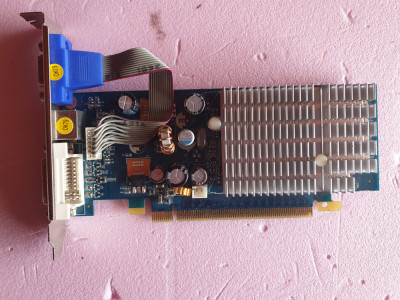 placa video PCI-E nVidia Geforce 7200 - 256 mb- pentru piese - foto