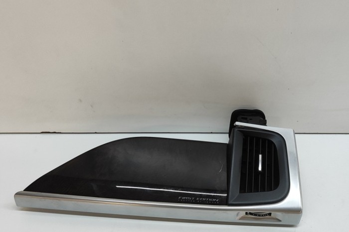 Gura de ventilație planșa de bord JAGUAR I-PACE X590 2018 OEM: J9D3-018B08-AB | 31715814