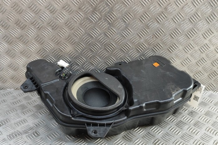 Subwoofer HYUNDAI SANTA F&Eacute; III DM 2016 OEM: 96380-4Z210 | 31404466