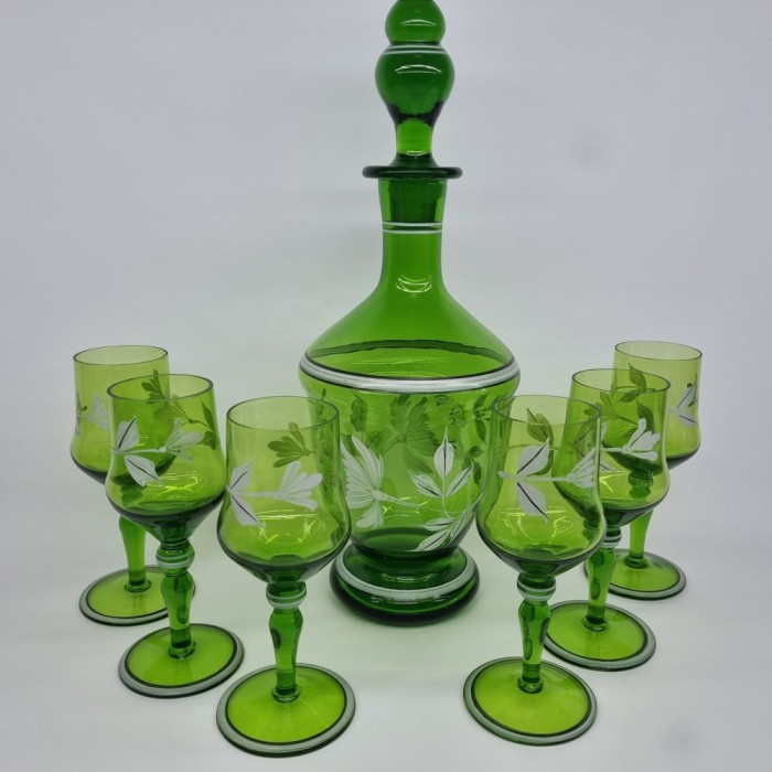 Set romanesc RAR pahare si decantor sticla, pictate manual, vechi, vintage