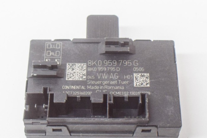 Modul de control ușă dreapta spate AUDI Q5 8R 2013 OEM: 8K0959795G,8K0959795D,A2C7325160200 | 11731533