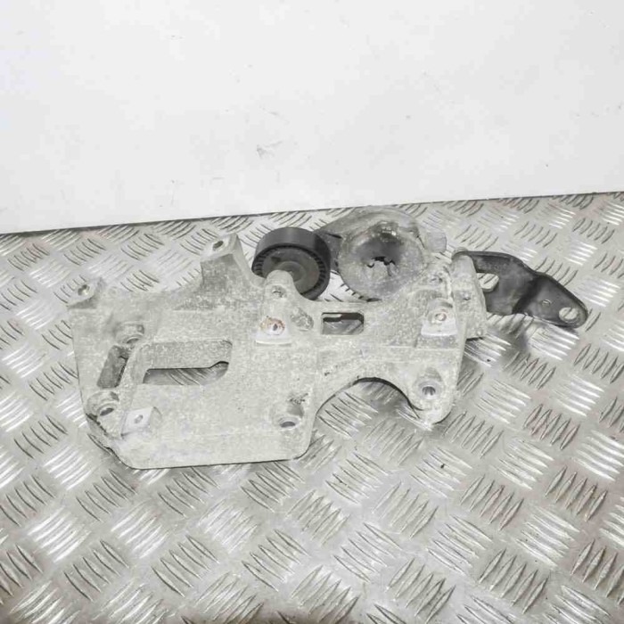 Suport alternator SKODA OCTAVIAII 1Z3 2008 OEM: 06F903143F,06A903315F 2316909