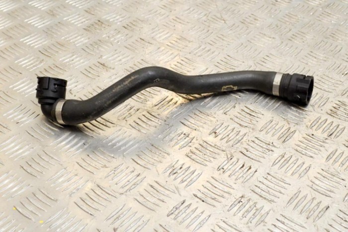 Furtun de lichid de răcire BMW 2 Cabrio F23 2016 OEM: 9329644 13879819