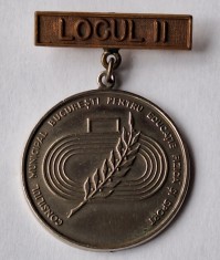 insigna Consiliul Municipal Bucuresti pt educatie fizica si sport medalie loc 2