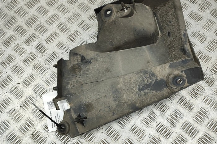Scut motor dreapta spate MAZDA MX-30 DR 2020 OEM: DN4E-28506,DN4E28506 30187055