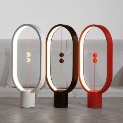 Lampa cu intrerupator magnetic, Heng Balance Lamp foto