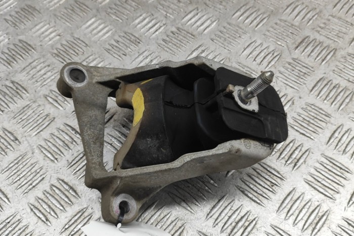 Suport motor dreapta MAZDA MX-5 IV ND 2022 OEM: NA5F39040 | 31979252