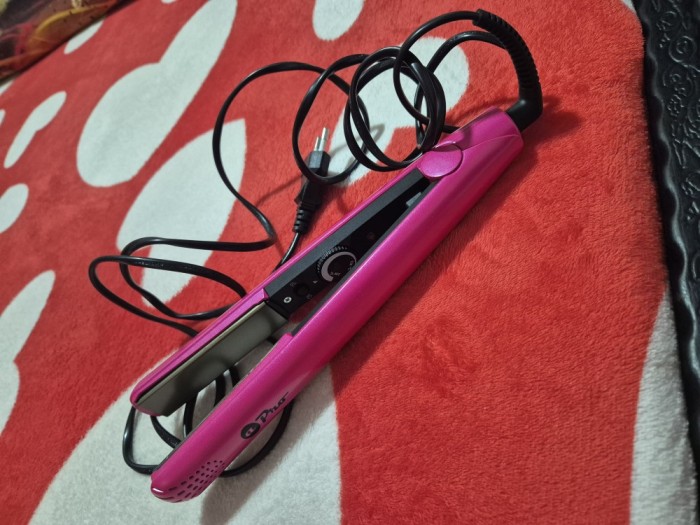 Placa de indreptat parul