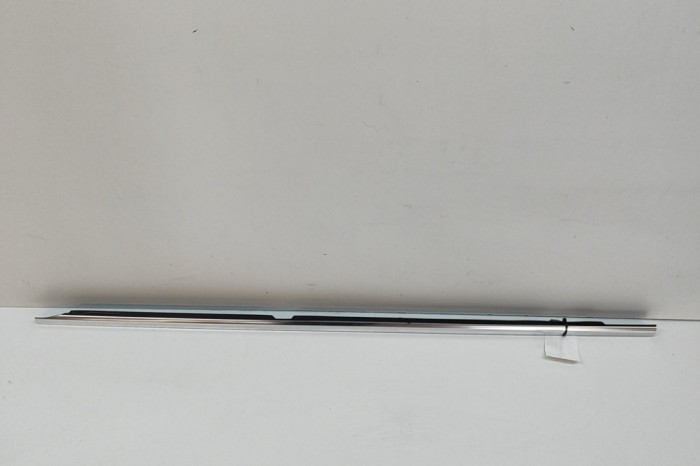 Chedar geam ușă dreapta spate MERCEDES-BENZ GLE W167 2022 OEM: A1677306607 29499519