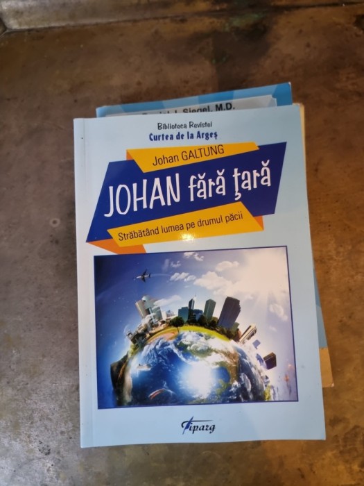 JOHAN fără țară
