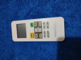 Telecomanda aer conditionat / telecomenzi aer conditionat ORIGINALE, MIDEEA, stare foarte buna, perfect functionala !!