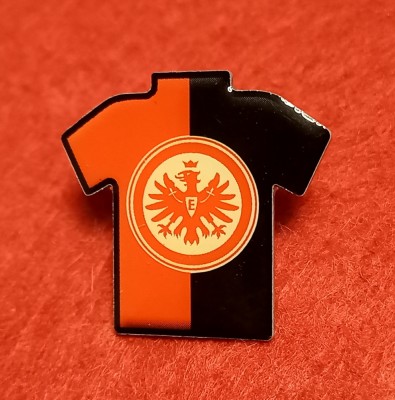 Insigna fotbal - EINTRACHT FRANKFURT (Germania)-produs nou foto