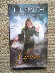L. J. Smith - Captiva ( CERCUL SECRET # 2 ), Corint
