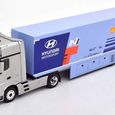 Macheta Mercedes Actros MP4 Semiremorca Hyundai Rally Transport - IXO 1/43