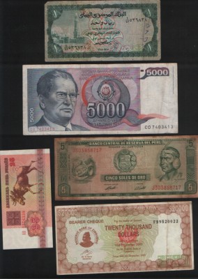 Set 5 bancnote de prin lume adunate (cele din imagini) #250 foto