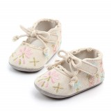 Pantofiori ivoire cu flori brodate (Marime Disponibila: 6-9 luni (Marimea 19