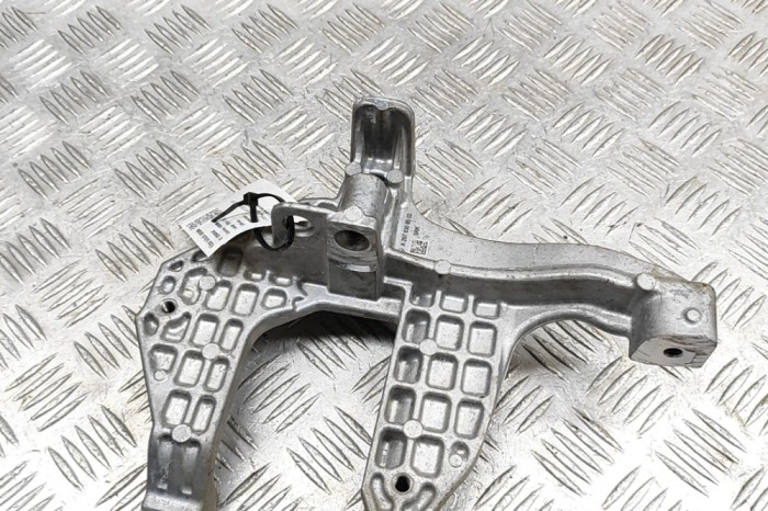 Suport motor st&acirc;nga MERCEDES-BENZ EQS V297 2022 OEM: A2978306502 29406045