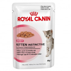 Hrana umeda pentru pisicute Royal Canin Feline Health Nutrition Kitten Instinctive85 g set de 6 buc