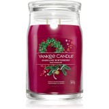 Yankee Candle Sparkling Winterberry lum&acirc;nare parfumată Signature 567 g