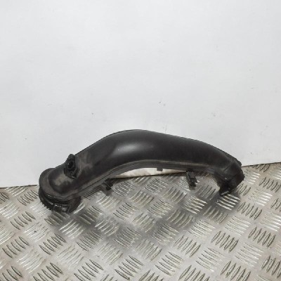 Furtun intercooler st&amp;acirc;nga VW TIGUAN 5N_ 2012 OEM: 03C145673H 2309105 foto