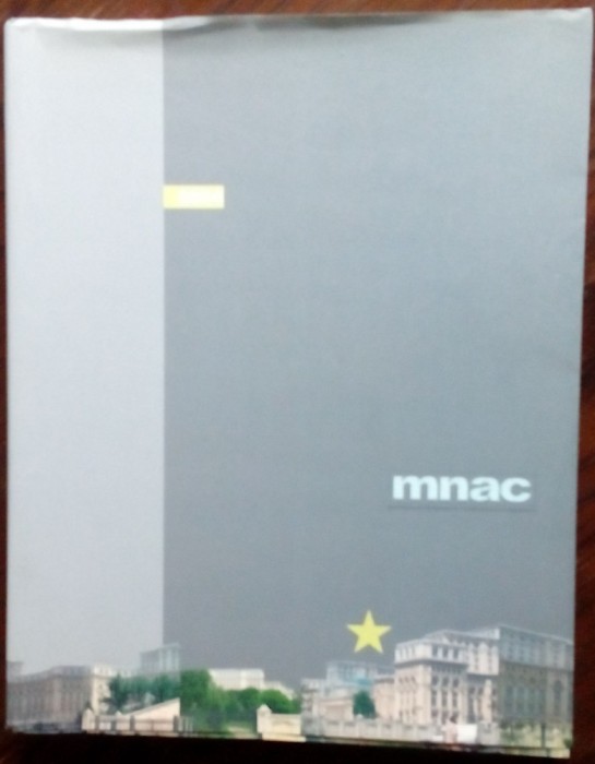 ALBUM PREZENTARE MNAC 2004/MUZEUL NATIONAL ARTA CONTEMPORANA (350 pag. 20/25 cm)