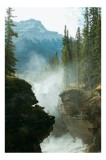 Tablou Canvas, "Cascada ascunsă &icirc;ntre munți și păduri", Cascadă, Munte, Pini, Ceață, St&acirc;nci, Pădure, Apă, Natură, Cer, Lumină, 26 x 39 cm, CMCLASS