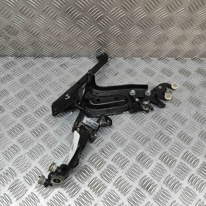 Șina ușă culisantă VW SHARAN 7N1, 7N2 2012 OEM: 7N0843335F,7N0843435B,7N0843397D