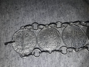 BRATARA Veche tip antic cu banuti-bratara vintage argintata  superba,T.GRATUIT | Okazii.ro