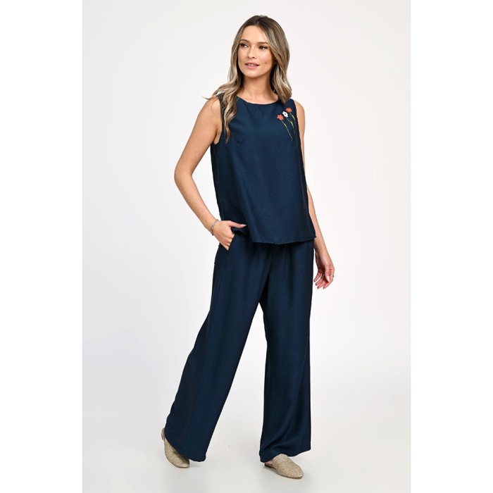 Compleu Dama, Eranthe, Garden Flowers V319, cu Pictura Realizata Manual - XL