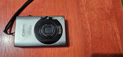 Aparat foto digital Canon IXUS 85iS, FARA ACUMULATOR ,NU STIU DACA FUNCTIONEAZA ! foto