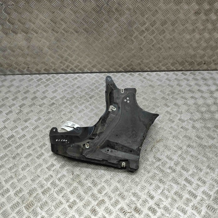 Scut motor st&acirc;nga spate BMW 5 G30 2019 OEM: 7340787