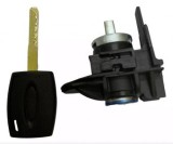 Butuc usa stanga Topautochei&reg; compatibil Ford Focus