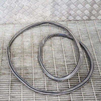 Garnitura ușă dreapta spate AUDI A6 4A2, C8 2018 OEM: 4K5833721 | 4145974 foto