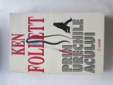 Ken Follet - Prin urechile acului