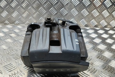 Etrier de fr&amp;acirc;nă dreapta spate TESLA MODEL S 2012 OEM: 1078542-00-A 13126464 foto