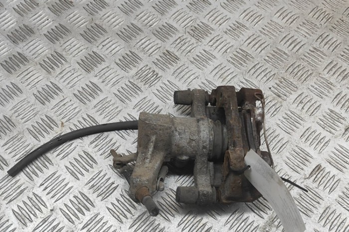 Etrier de fr&acirc;nă dreapta spate SAAB 9-3 YS3F 2008 OEM: Sedan | 30942730